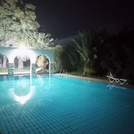Ευχάριστη Βίλα Στη Χαλκίδα Στην Περιοχή "Αλυκές" Экстерьер фото